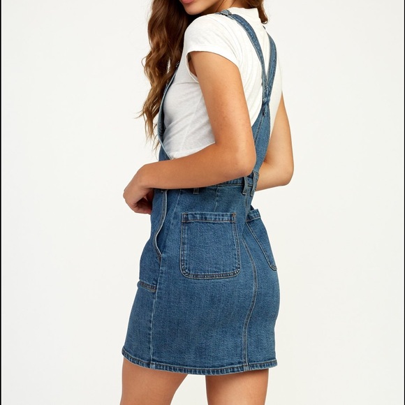 🌴🌼RVCA- CONQUER JEAN OVER ALLS🌼🌴 - Picture 10 of 12